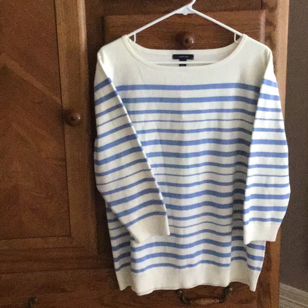 Land’s End ivory/blue cotton blend sweater